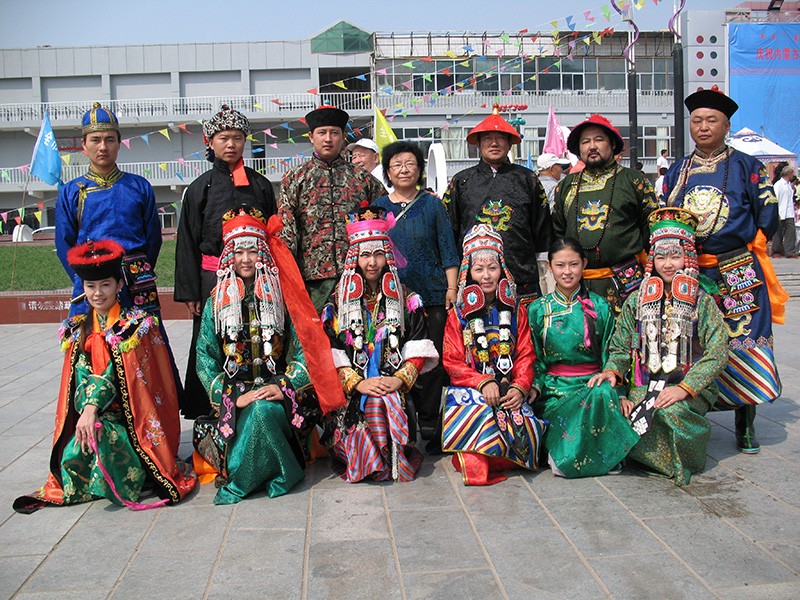 蒙古族宫廷服饰